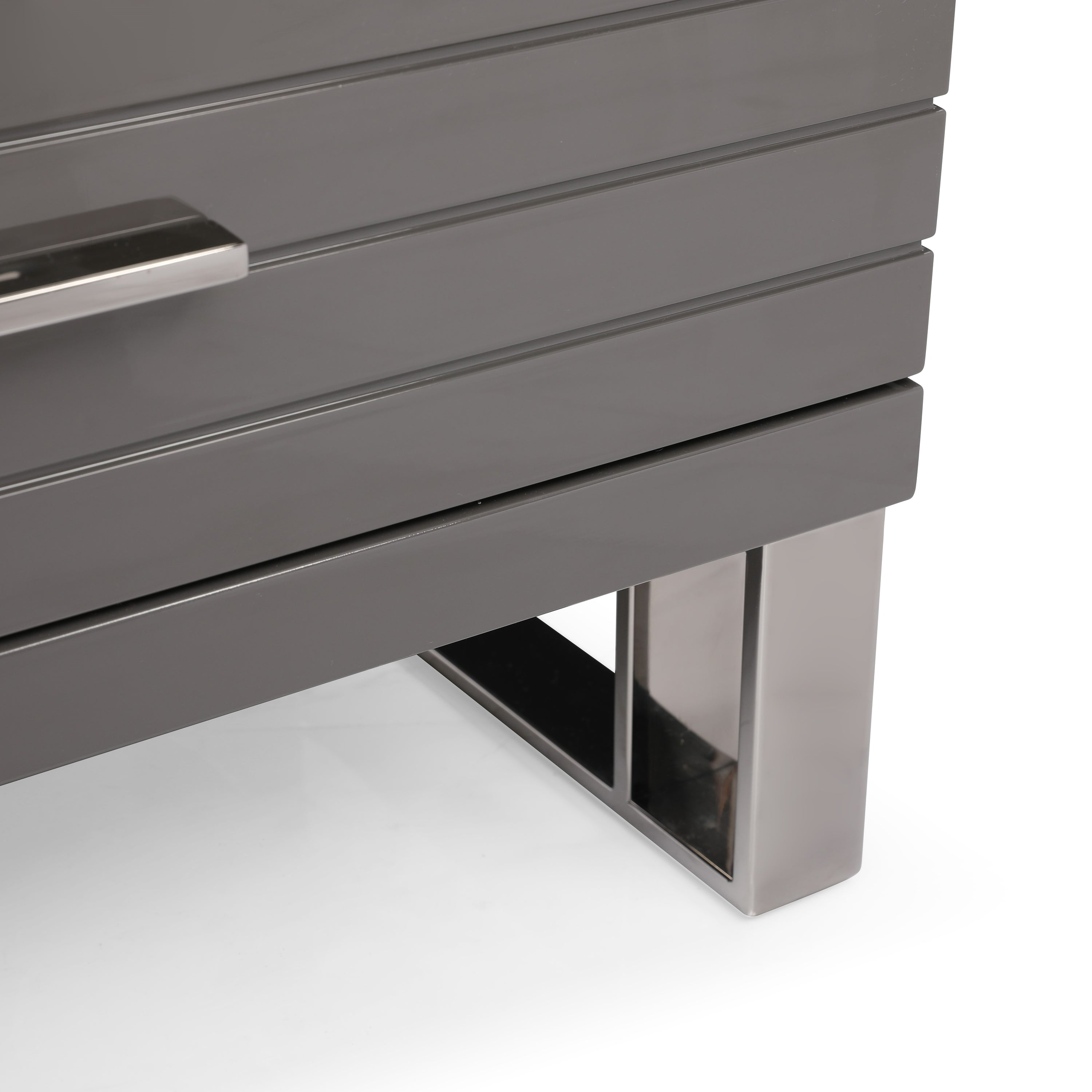 Splendor - Grey High Gloss Slatted Chest - image 4