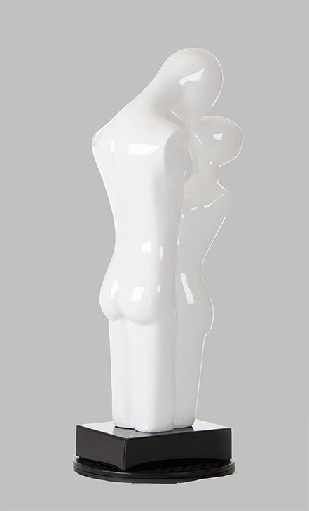Love - Modern White Polyresin Sculpture - image 2