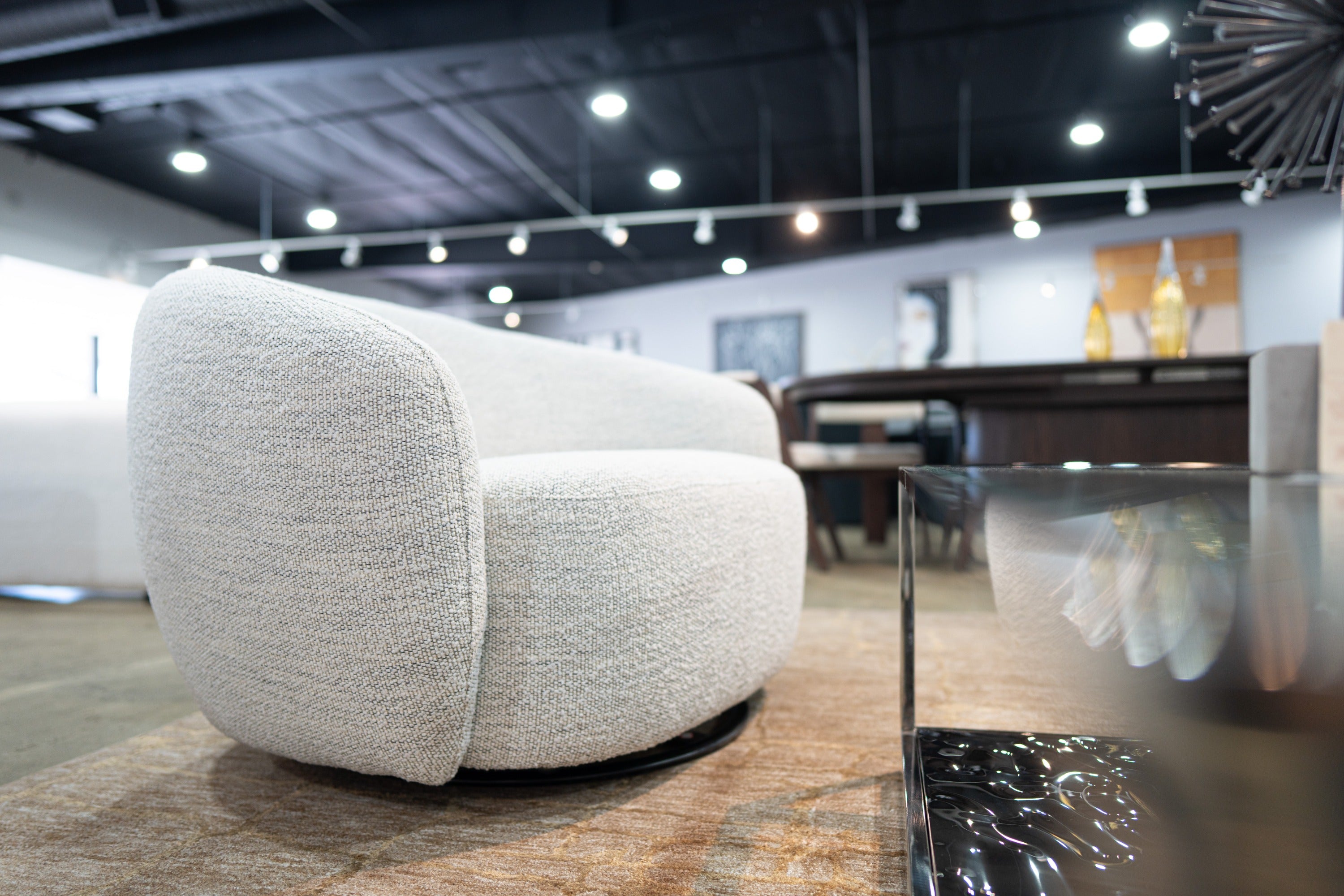 Omaha - Modern Swivel Off White Fabric Chair - image 4