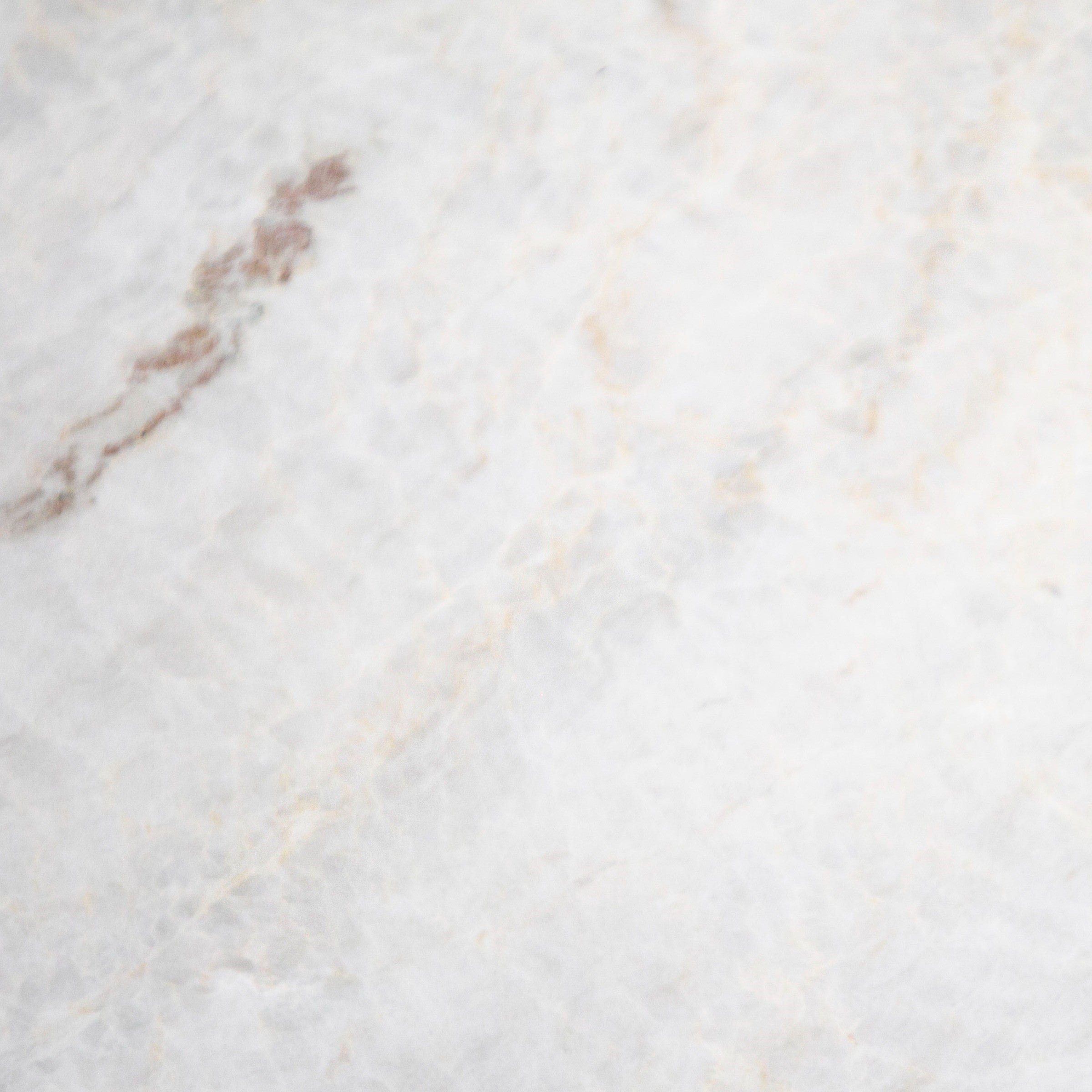 Gabbro Low - Glam White Marble and Gold Coffee Table - image 2