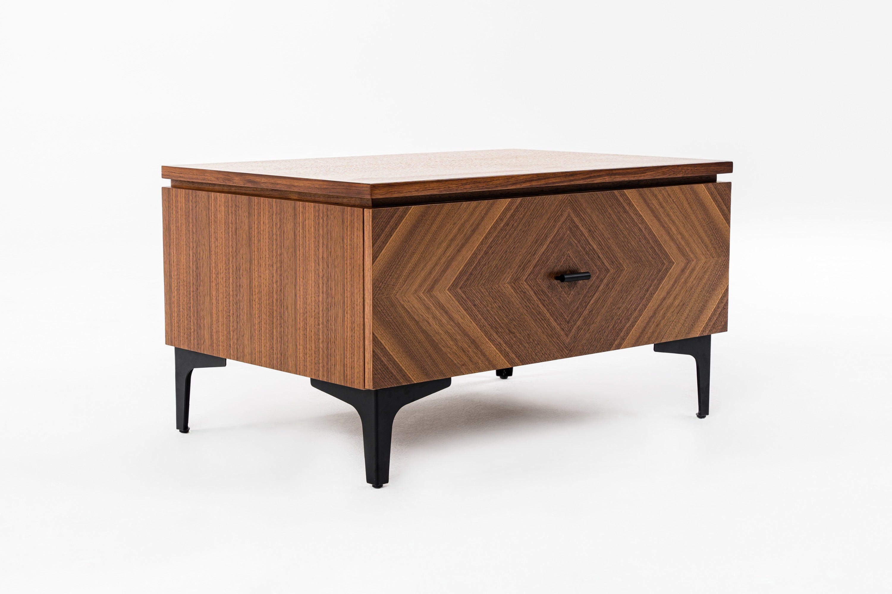 Paula - Mid-Century Walnut Nightstand