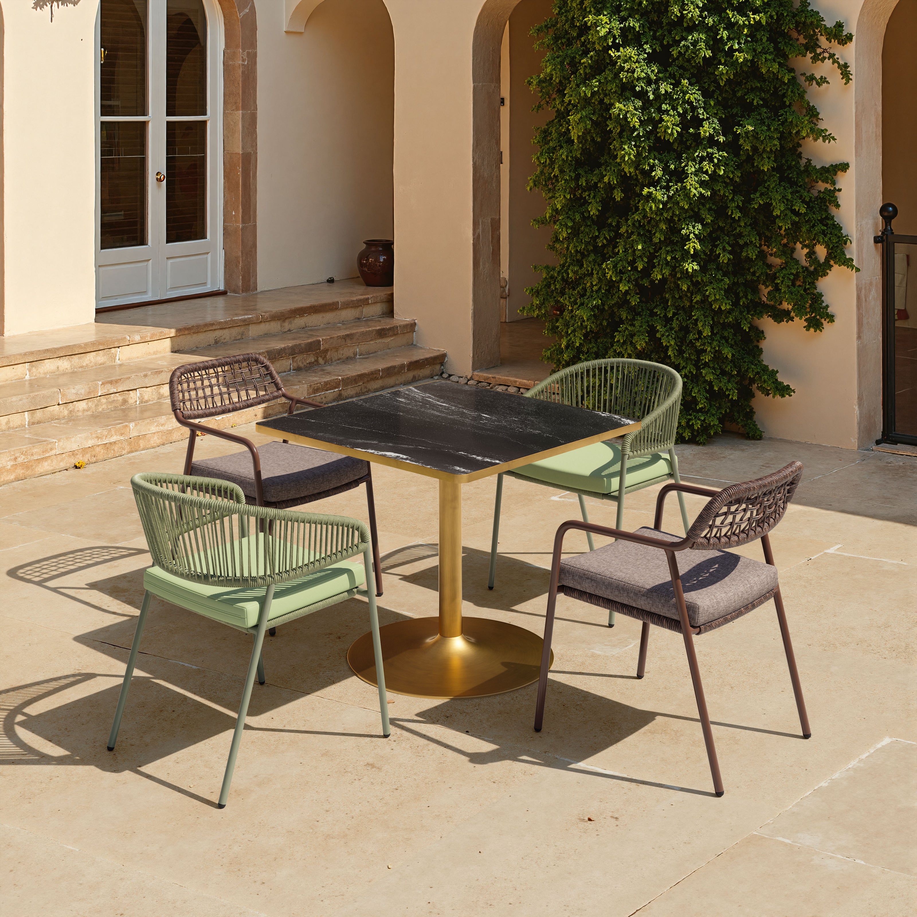 Caliza Dining Table Black & Gold