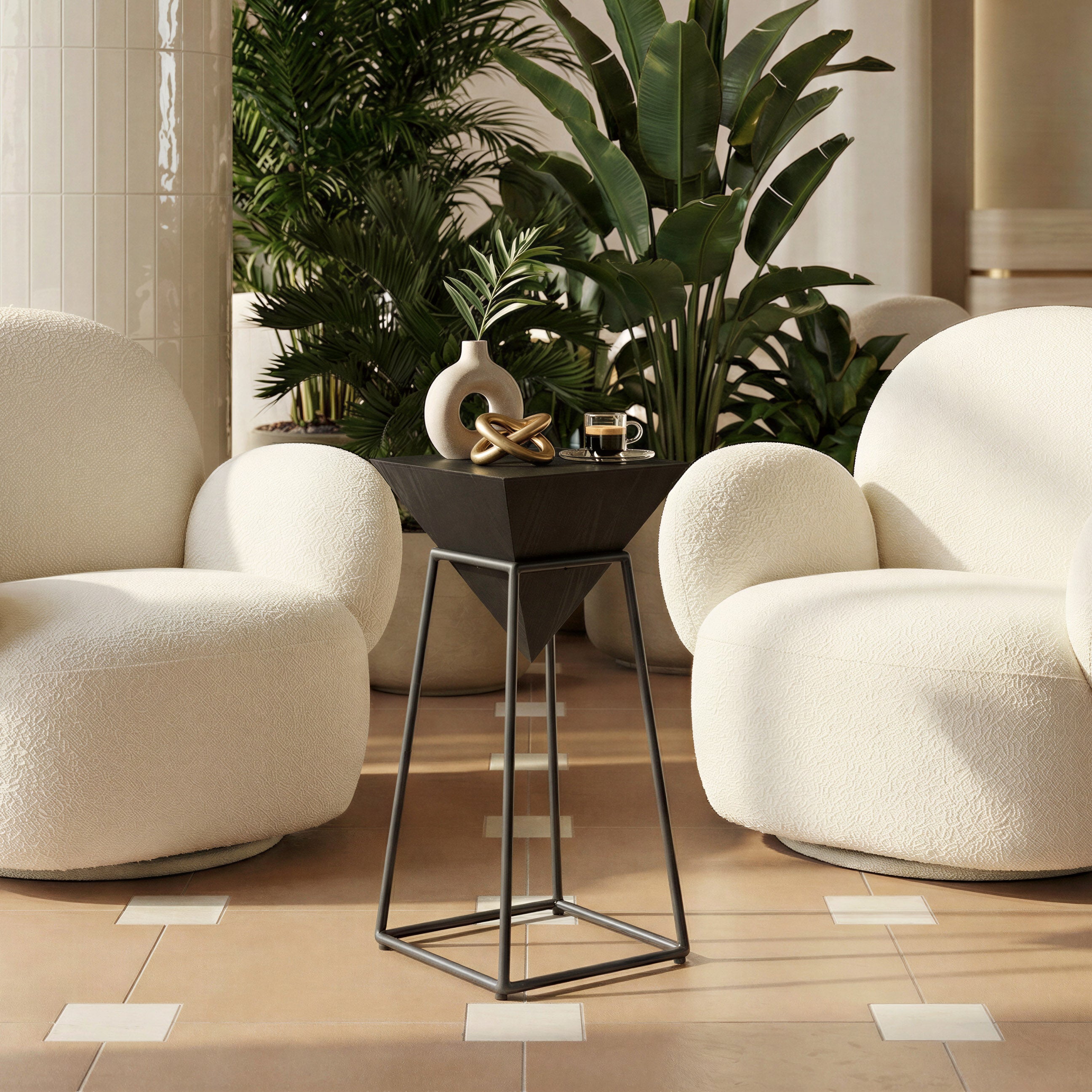 Pira Side Table Black